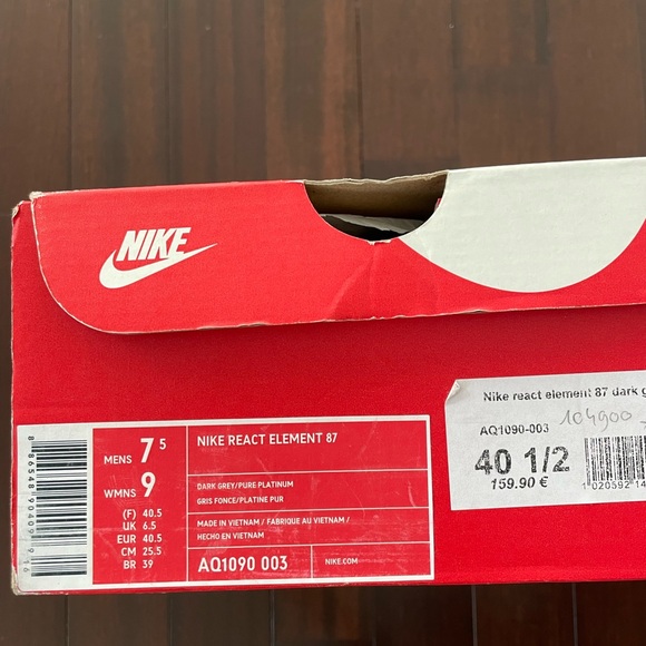 NIKE REACT ELEMENT 87
DARK GREY/PURE PLATINUM - Picture 3 of 6